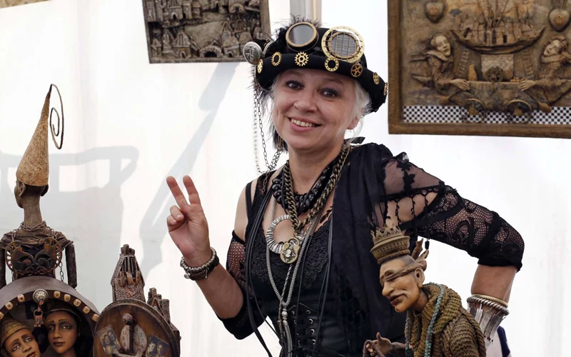 Tania Goddard: Meet the Artist, the Athlete, and the MUA